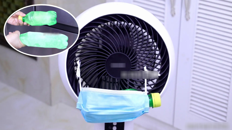 Một mẹo làm mát với quạt điện khác là sử dụng chai nước đá.