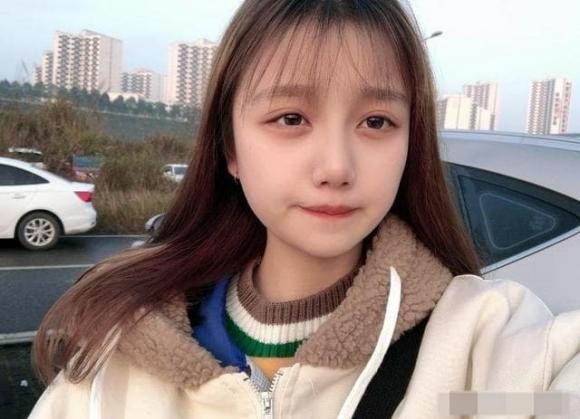 Câu này nói rằng điều người phụ nữ sợ nhất là gặp phải người chồng có chiếc mũi khoằm.
