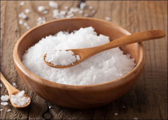 Khi người phụ nữ đặt chân vào tuổi 40 thì đôi khi những gặp ngờ sẽ khiến họ đau đớn, vết thương lòng năm xưa lại rỉ máu. (ảnh minh họa)