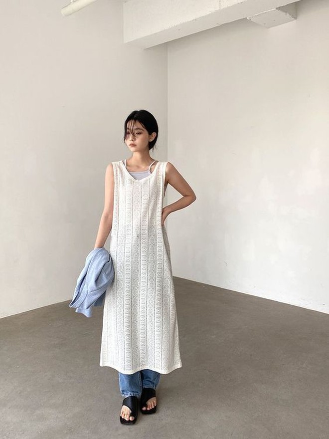Sandals là lựa chọn hoàn hảo cho những ngày hè năng động. 