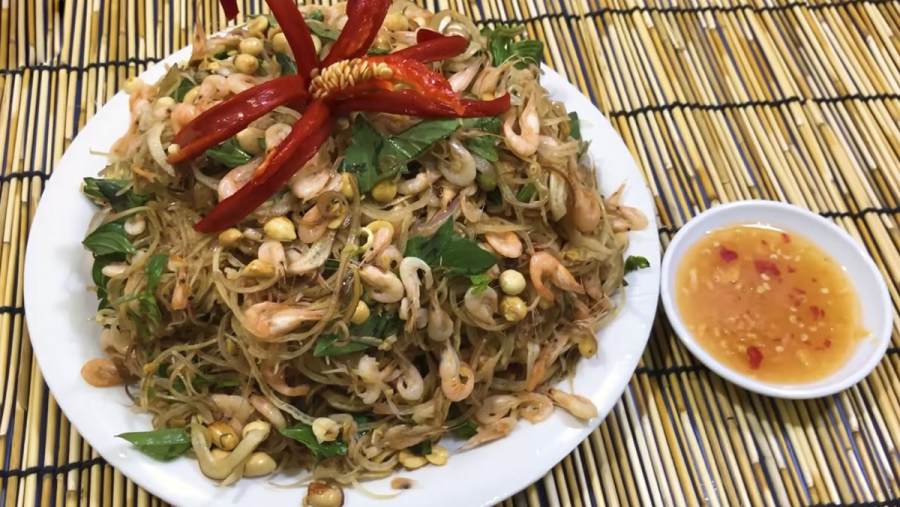 Nộm hoa chuối