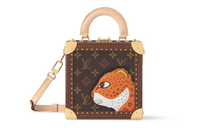 Thiết kế túi dạng hộp Mini Square Trunk Leopard.