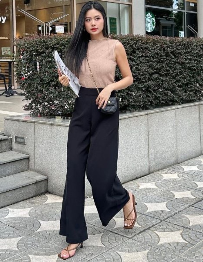 Quần ống suông đã đang và vẫn gây ấn tượng ở nét nữ tính, dịu dàng