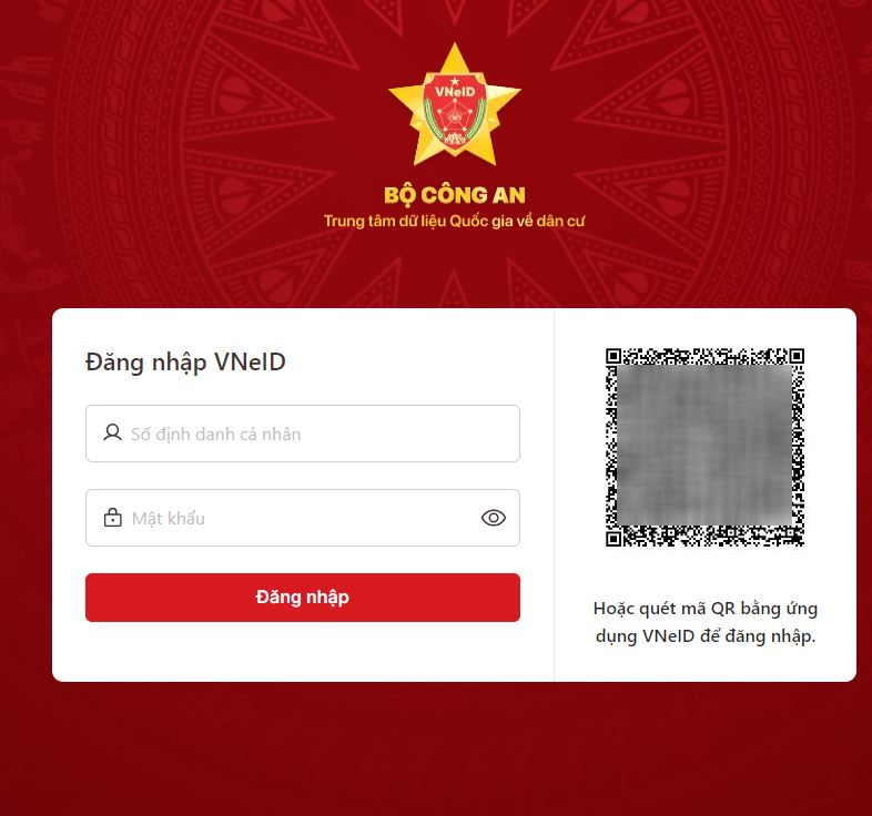 Đăng nhập bằng tài khoản VNeID hoặc mở ứng dụng VNeID và quét mã QR.