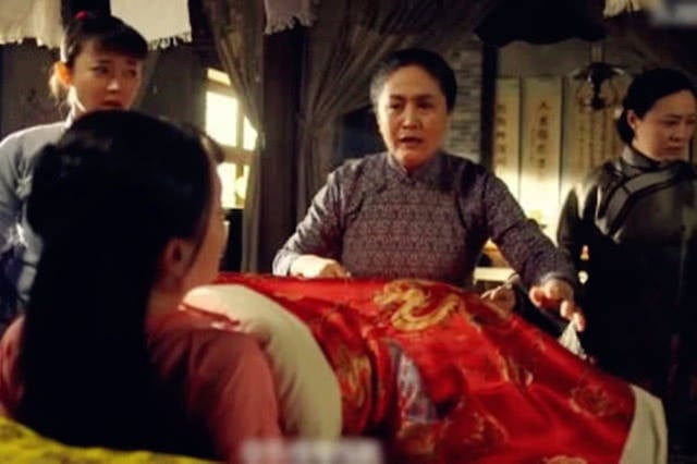 Mượn nhà tổ chức Quatrian shbet hiện đang mở có thể gây ra nhiều hỗn độn mà gia chủ phải giải quyết