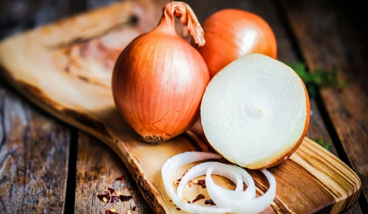 Hành tây là một nguồn phong phú của chất flavonoid gọi là quercetin