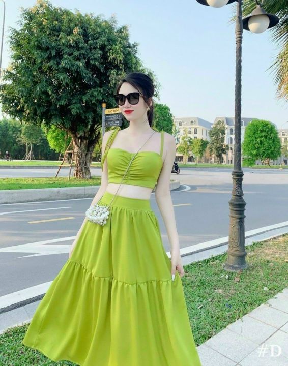 Các nàng nên ưu tiên linen hay vải mỏng tạo cảm giác bay bổng thướt tha.