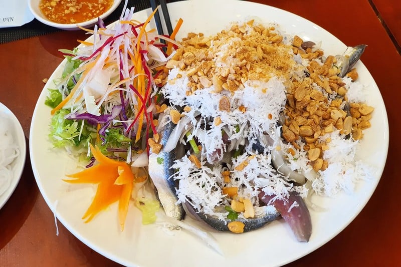 Gỏi Cá Trích Phú Quốc    