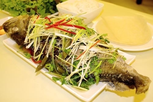 Cá cu được nhiều người ưa chuộng nhờ thịt nhiều, trắng, dai và hương vị thơm ngon, bùi béo