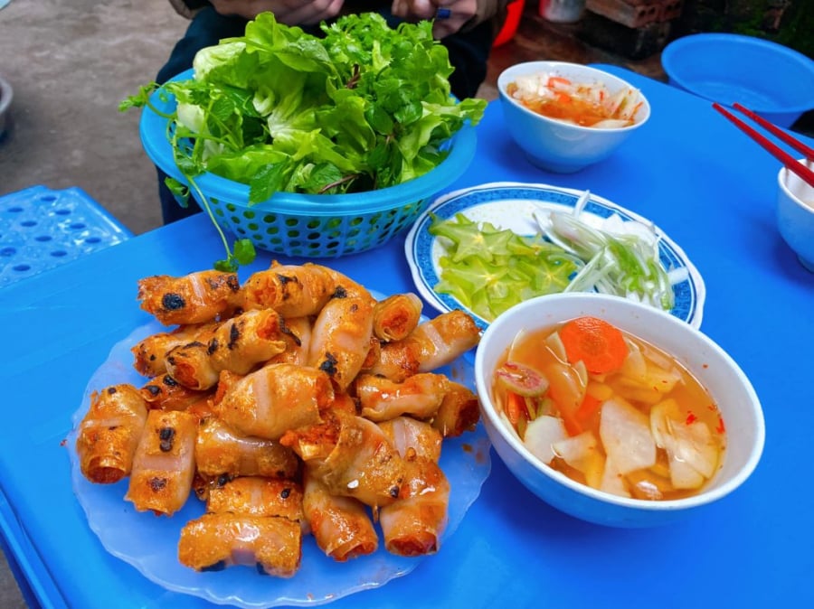 ột đặc sản ở Sầm Sơn Thanh Hoá mà bạn không nên bỏ qua chính là chả tôm