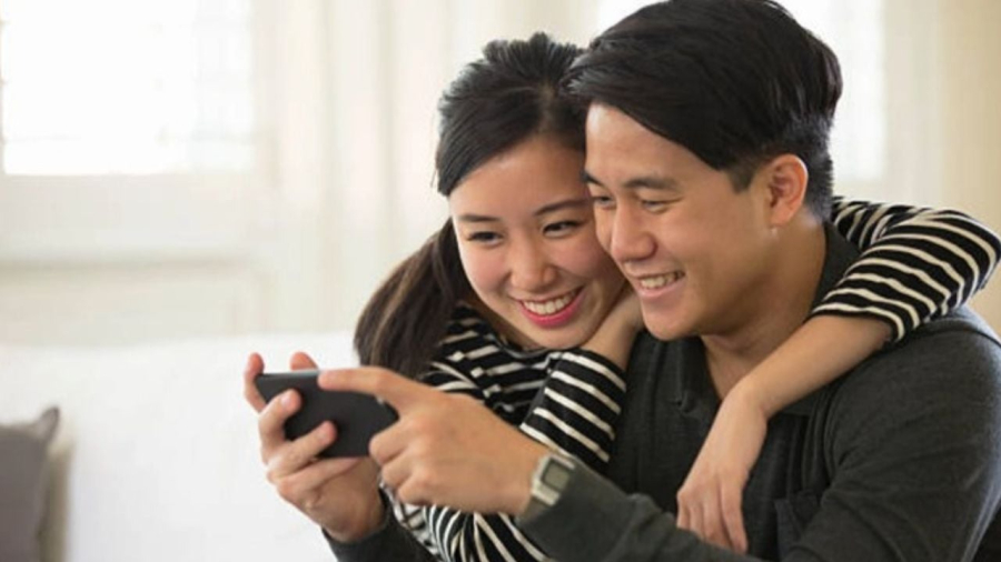 Sự ủng hộ và sự hiện diện của một người đàn ông yêu thương có thể mang lại sự an tâm và cảm giác thoải mái về tinh thần cho phụ nữ.