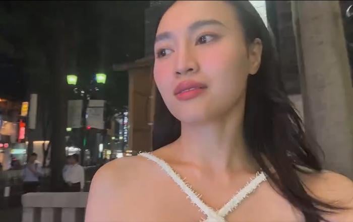 Nhiều fan đã để lại bình luận an ủi nữ diễn viên, đồng thời khuyên cô nên trình báo với cảnh sát.