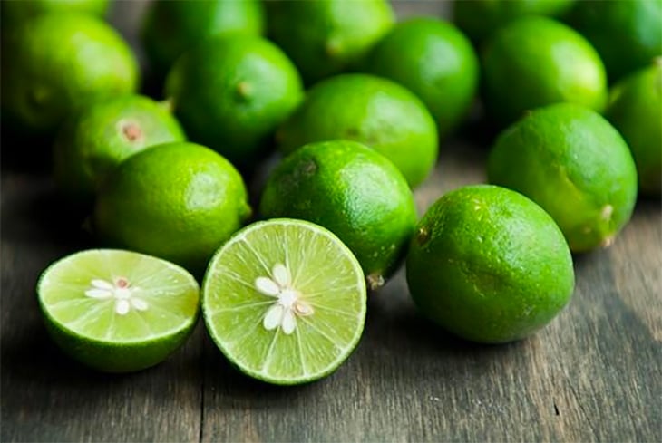 Khử mùi gà vịt bằng chanh    