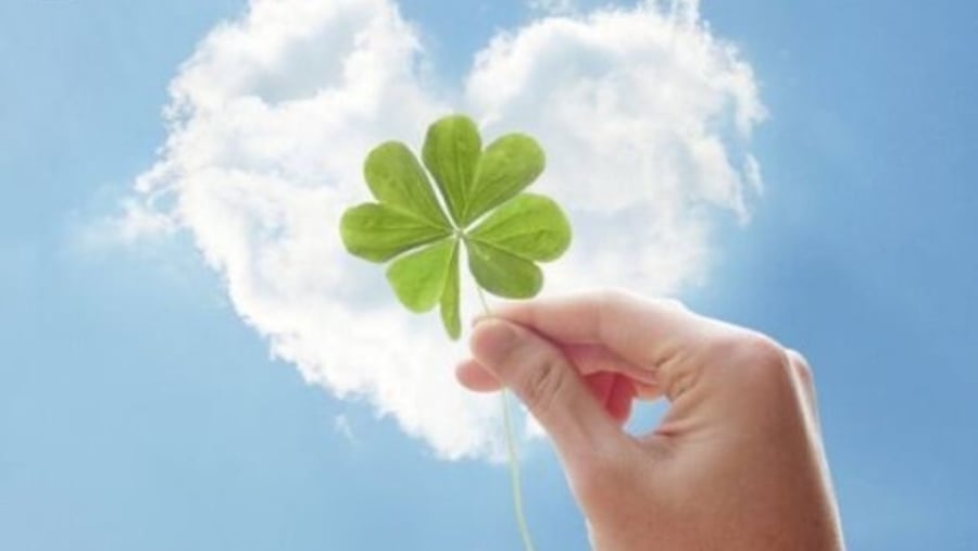 Nho gia và Đạo gia đều giảng đạo lý hành thiện tích đức thì được phúc báo, tránh được tai họa. Còn làm ác tổn đức tiêu tán phúc báo, phải chịu tai ương.