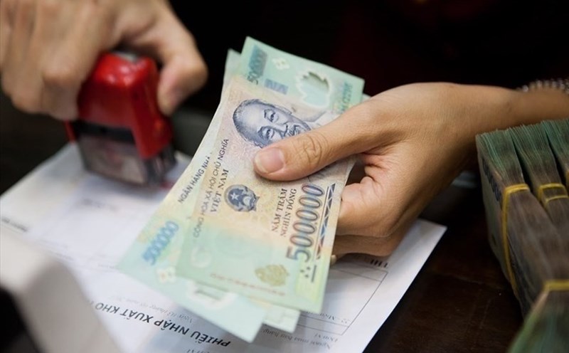 Sau khi chết thì thân nhân của những người đang hưởng lương hưu sẽ được nhận trợ cấp mai táng, trợ cấp tuất hằng tháng hoặc trợ cấp tuất một lần.