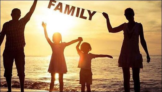 Họ chẳng cần biết con cái đi học như nào, hôm nay trải qua việc gì. (ảnh minh họa)
