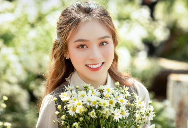 Những người thực sự nhìn thấu Shbet16 chơi game trực tuyến thường đối xử với mọi người bằng sự tôn trọng và lịch sự, đồng thời khoan dung khi đối mặt với những sai lầm vô ý của người khác. 