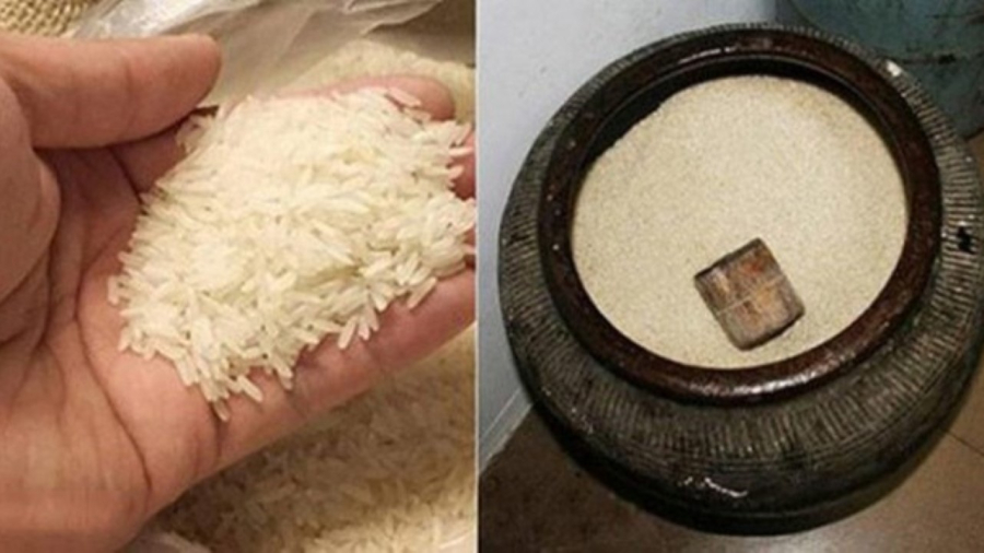 Nếu thùng gạo trống rỗngchẳng khác nào lưởng bổng vừa đến đã đi, quanh năm nghèo đói, túng thiếu.