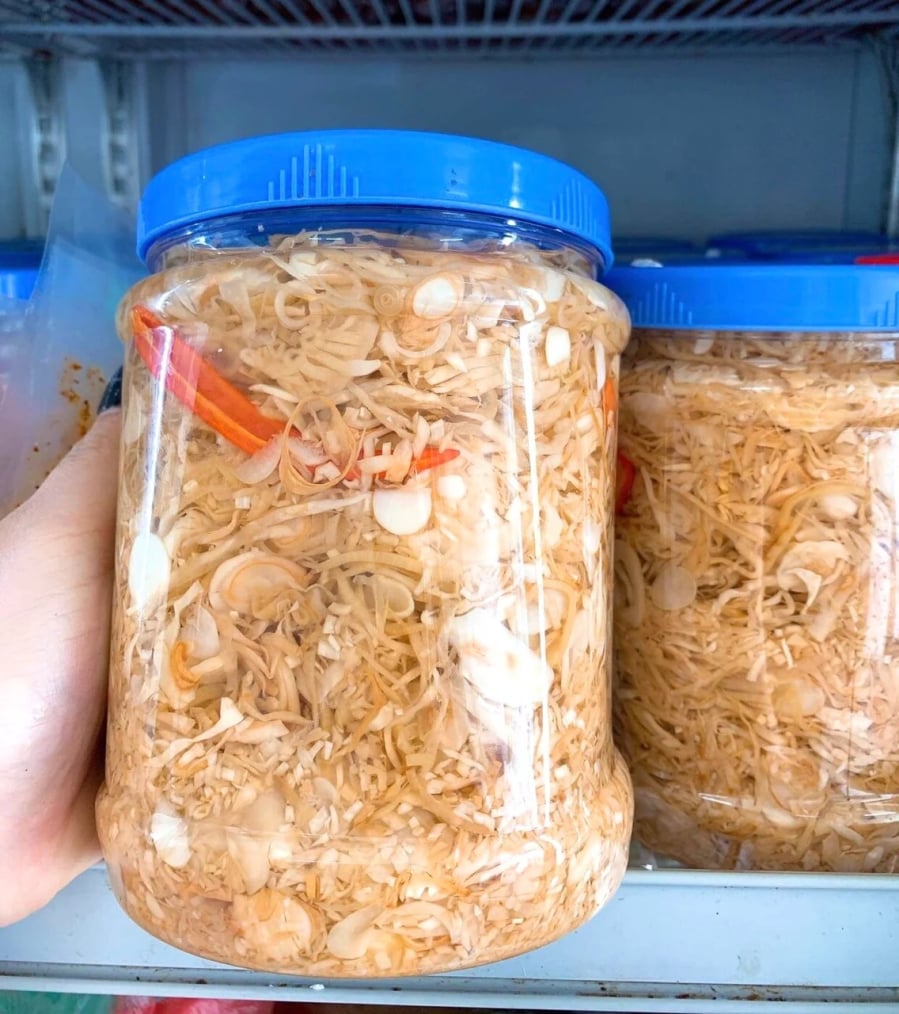 Nhút được chế biến từ những nguyên liệu hết sức giản dị, nên trước kia thường được gọi là Shbet0099 cá cược trực tuyến của người nghèo