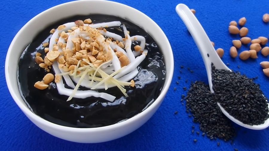 Để chè đỗ đen nhanh nhừ, đun với lửa nhỏ sau khi nước sôi
