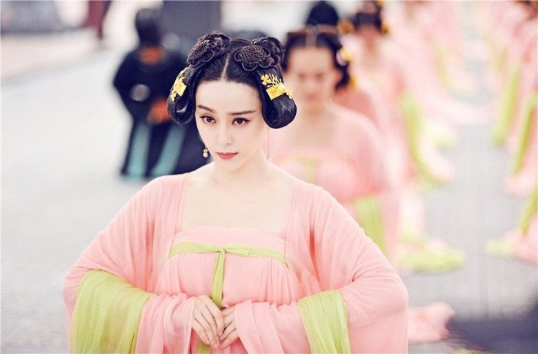 Đối với những cung nữ thấp hèn, việc được Hoàng đế sủng ái là cơ hội lớn nhất để thay đổi số phận.