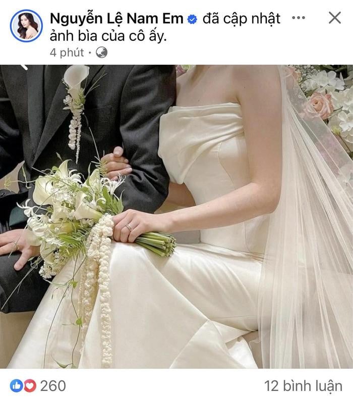 Nam Em lại cố tình che đi gương mặt của hai nhân vật chính.