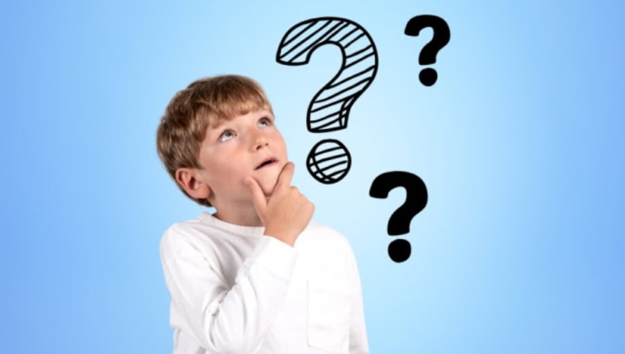 Trẻ nghịch ngợm, lắm lời, thường đặt câu hỏi... thướng là những đứa trẻ có chỉ số IQ cao. (Ảnh minh họa)