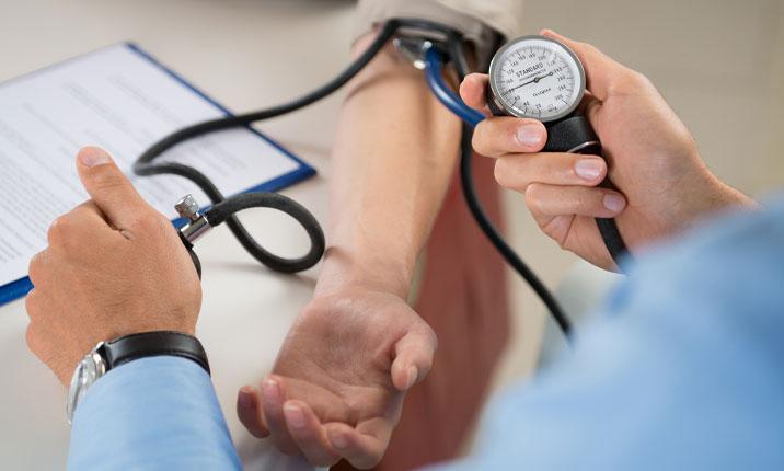 Tuổi tác là một yếu tố quan trọng dẫn đến nguy cơ tăng huyết áp
