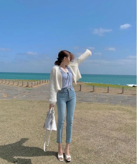 Các nàng mix match theo phong cách nào cũng đều hợp. 