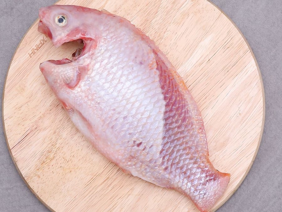 Cá diêu hồng là một loại cá có hàm lượng calo thấp, giúp hỗ trợ giảm cholesterol và chất béo trung tính trong Sh88bet đăng ký miễn phí.