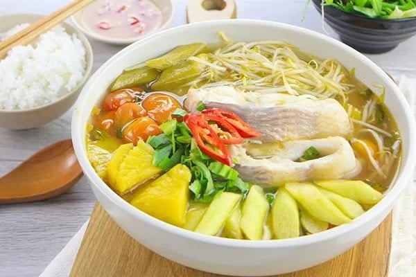 Món canh chua cá diêu hồng
