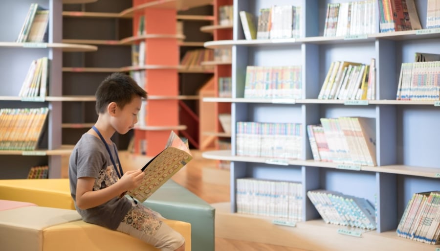 Một đứa trẻ yêu thích đọc sách lớn lên chắc chắn sẽ là một đứa trẻ tốt. (Ảnh minh họa)
