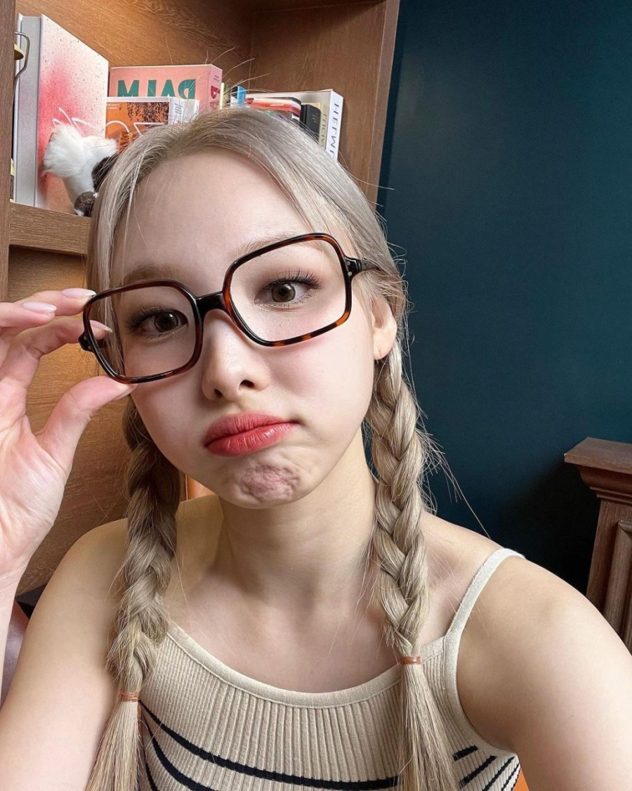 Đây là Link Vào SHBET88 Mới Nhất “hack tuổi” được nhiều thần tượng K-Pop yêu thích như Jennie (BLACKPINK), Nayeon (Twice), Yeji (ITZY)…