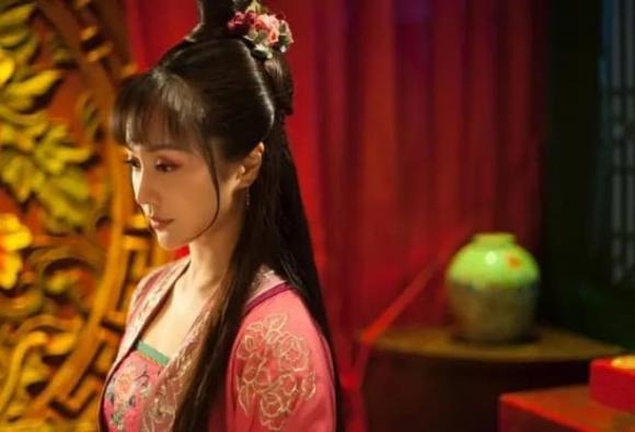 Thanh lâu cổ đại được phân chia thành các hạng mục cao cấp, trung bình và thấp, tương ứng với trình độ và tài năng của các phụ nữ làm việc ở đây.