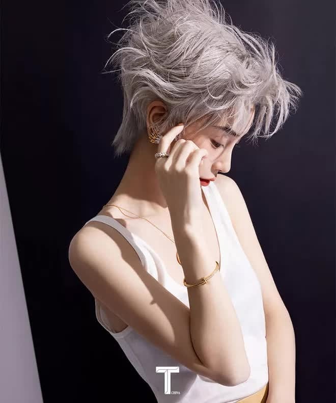 Để phù hợp với concept chụp cùng tờ T Magazine Shbet123 Link Vào ShBet Mới Nhất của cô đã thay đổi hoàn toàn. 