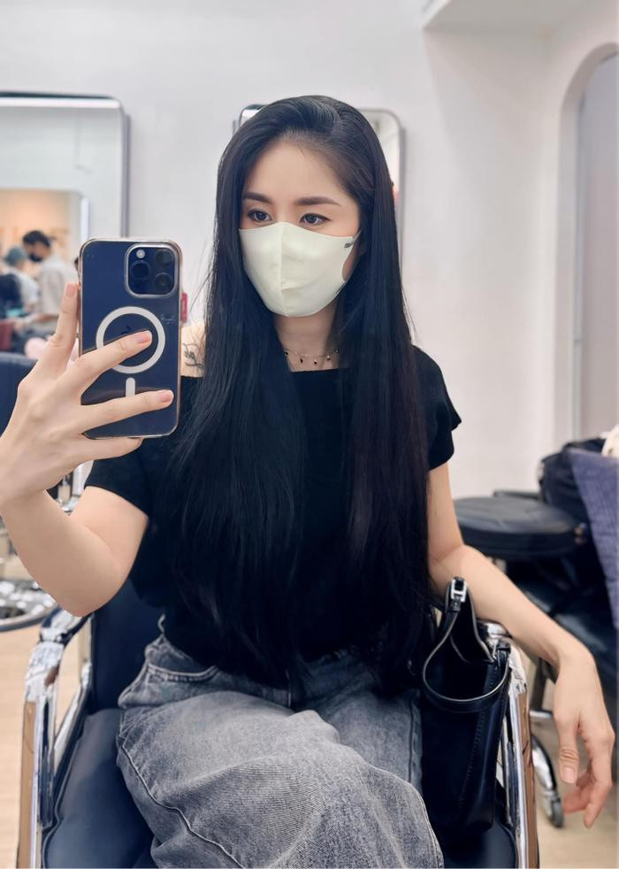  Lê Phương vừa trở về từ Đà Lạt là nhanh chóng đến salon tóc