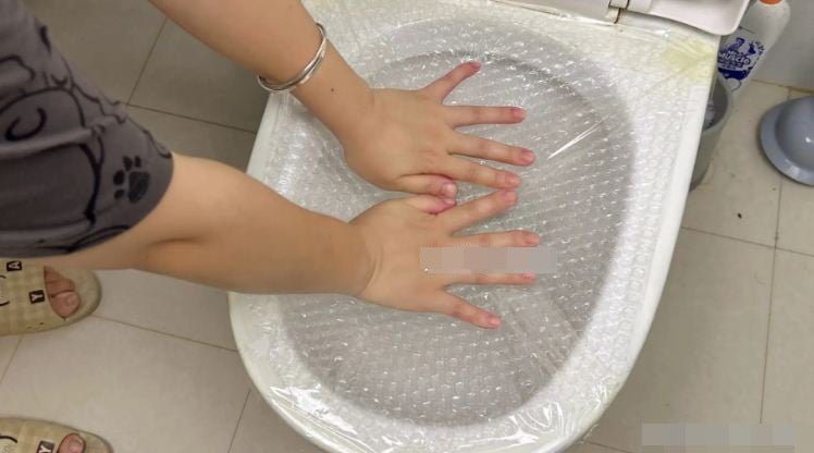 Miếng đệm bóng khí giúp thông tắc bồn cầu