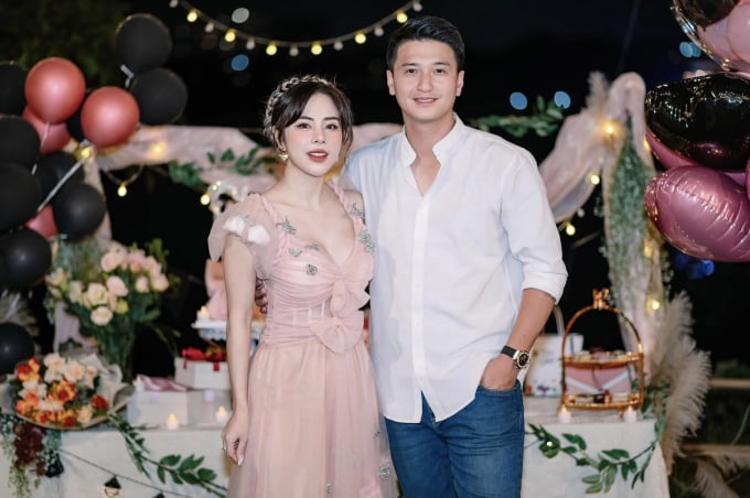  Huỳnh Anh cho biết anh đã có ý định lập Shbet111 slot, casino, thể thao, xổ số với “bà mẹ một con”, từng có một đời chồng và hơn anh 6 tuổi.