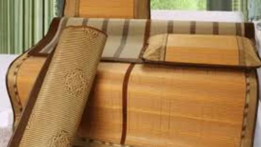 Cách làm sạch chiếu trúc