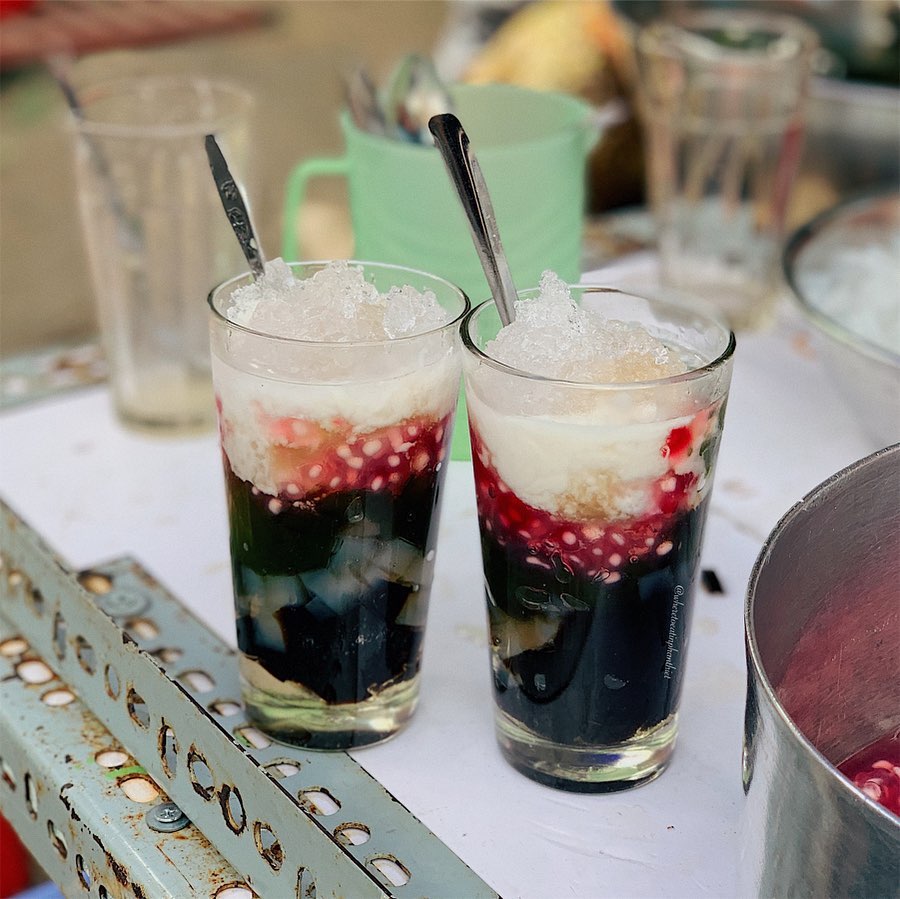 Chè bông cỏ    