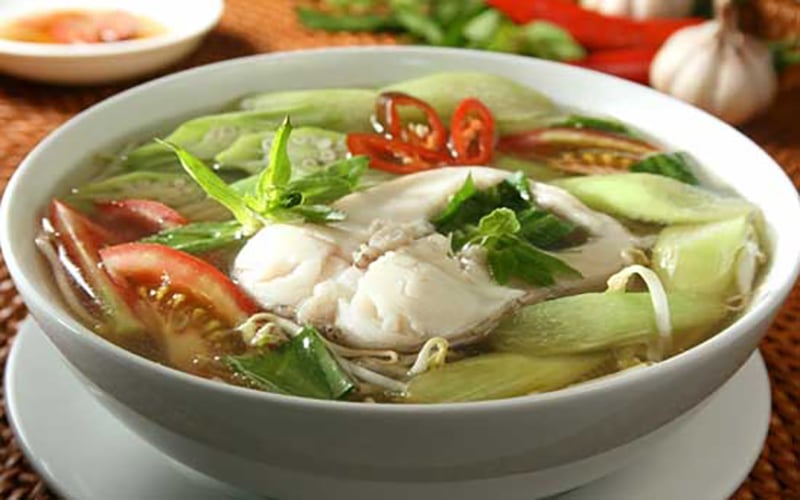 Canh cá dọc mùng ngon