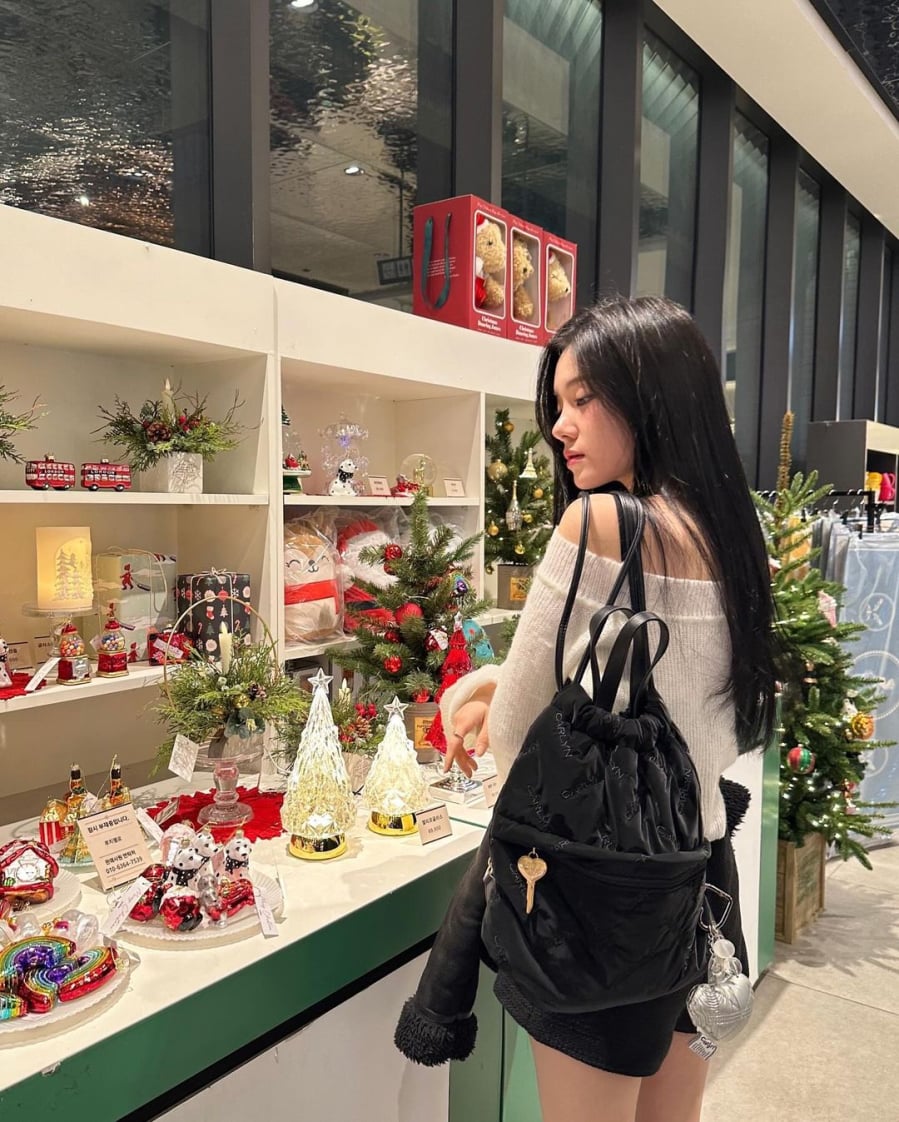 Đây là món đồ khiến bất kỳ ai diện nó đều dễ dàng thu hút sự chú ý từ đám đông.