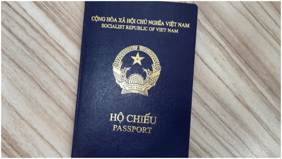 Những người không được cấp hộ chiếu