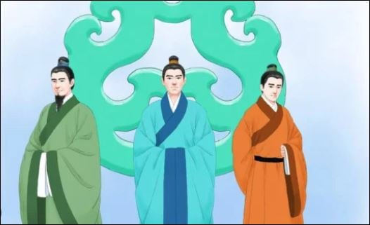 Kiểu người thích nịnh thì bạn nên tránh thật xa kẻo họ sẽ làm bạn thêm bực mình. (ảnh minh họa)