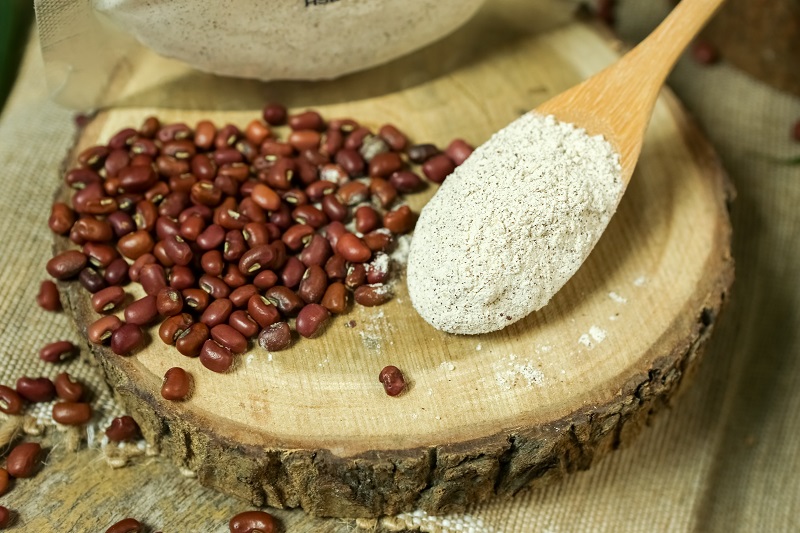 Mặt nạ này cải thiện sắc tố, nuôi dưỡng Mừng SHBET phiên bản mới 2025 với lượng lớn vitamin C và khoáng chất để mang đến vẻ ngoài rạng rỡ, trắng hồng.    