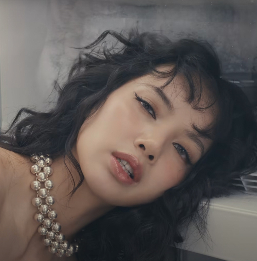 Cô ưa chuộng Link Vào SHBET88 Mới Nhất chất chơi, cá tính, từ Rockstar cho đến New Woman, hay tại các sự kiện thời trang mà cô xuất hiệ