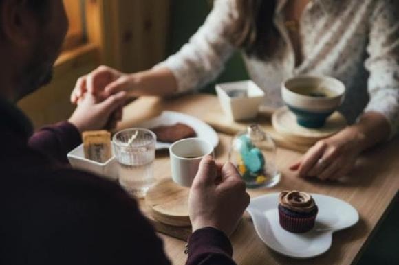 . Những người này có thể không nhận ra rằng việc chờ đợi trên bàn ăn là một dấu hiệu của tình cảm sâu sắc đối với Shbet111 slot, casino, thể thao, xổ số và bạn bè.