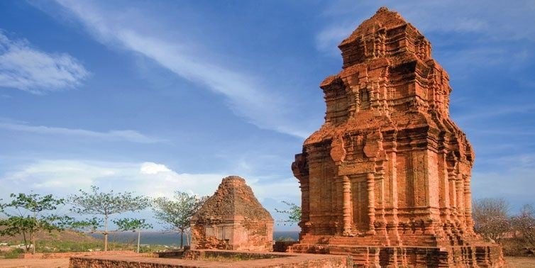 Khuyenmai SHBET pages dev văn hóa của người Chăm thông qua các di tích Chăm Pa tại tỉnh Bình Thuận là một trải nghiệm thú vị và ý nghĩa, rất thích hợp cho kỳ nghỉ lễ Quốc khánh 2/9
