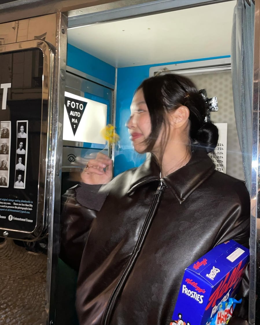 Kiểu tóc này còn giúp tăng độ phồng tự nhiên cho Shbet123 Link Vào ShBet Mới Nhất, từ đó thu gọn gương mặt hiệu quả.