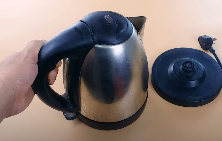 Ấm siêu tốc không phải là thiết bị điện gia dụng phổ biến ở các nước phương Tây.